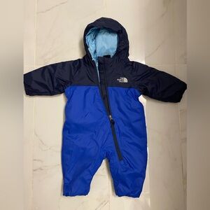 SOLD * The North Face 3-6mo snowsuit excellent condition